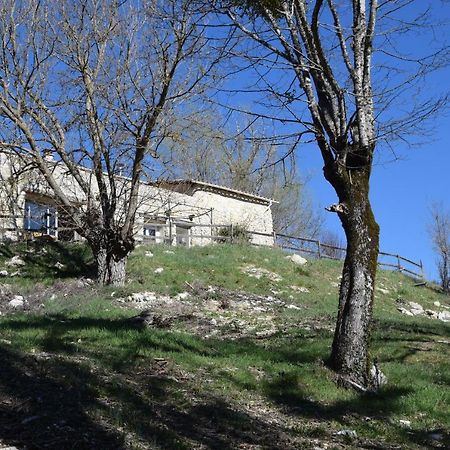 Gites Les Costoliers Châteauneuf-Miravail Eksteriør bilde