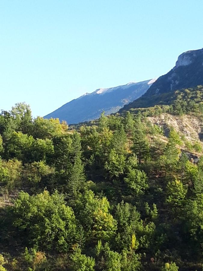 Gites Les Costoliers Châteauneuf-Miravail Eksteriør bilde